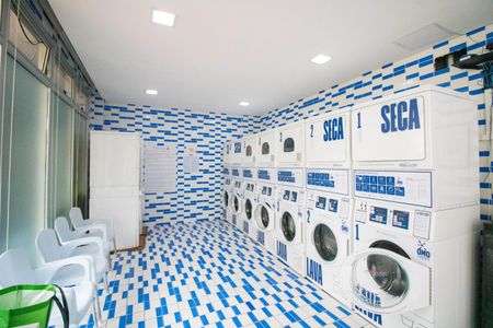 Apartamento à venda com 68m², 1 quarto e 2 vagas Apartamento à venda com 68m², 1 quarto e 2 vagasÁrea comum - Lavanderia