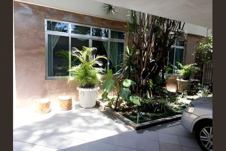 Casa para alugar com 5 quartos, 379m² em Campo Belo, São Paulo
