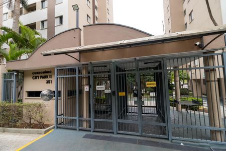 Apartamento para alugar com 65m², 3 quartos e 1 vagaFachada e portaria