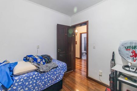 Casa à venda com 412m², 2 quartos e 4 vagasQuarto 2