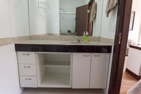 Studio à venda com 32m², 1 quarto e 1 vaga Studio à venda com 32m², 1 quarto e 1 vagaBanheiro Social