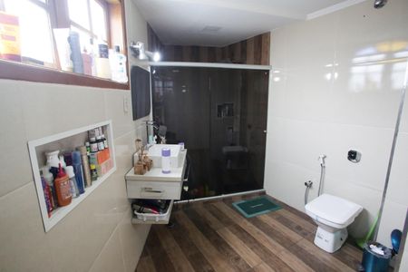 Casa para alugar com 318m², 5 quartos e 2 vagasBanheiro da Suíte 1