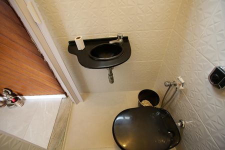 Casa para alugar com 318m², 5 quartos e 2 vagasLavabo