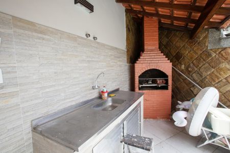 Casa para alugar com 318m², 5 quartos e 2 vagasChurrasqueira