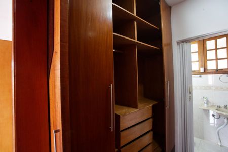 Casa para alugar com 318m², 5 quartos e 2 vagasCloset da Suíte 2