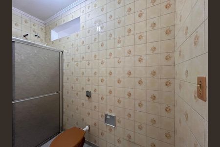 Casa para alugar com 100m², 3 quartos e 1 vaga Casa para alugar com 100m², 3 quartos e 1 vagaBanheiro