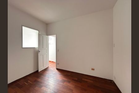 Casa para alugar com 100m², 3 quartos e 1 vaga Casa para alugar com 100m², 3 quartos e 1 vagaSuíte
