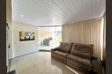 Apartamento à venda com 3 quartos, 130m² em Vila Amaral, Belo Horizonte