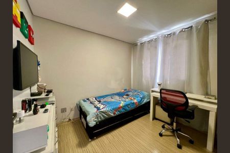 Apartamento à venda com 3 quartos, 130m² em Vila Amaral, Belo Horizonte