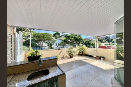 Apartamento à venda com 3 quartos, 130m² em Vila Amaral, Belo Horizonte