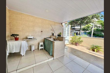 Apartamento à venda com 3 quartos, 130m² em Vila Amaral, Belo Horizonte