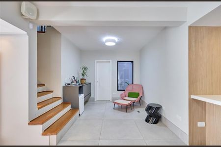 Casa à venda com 4 quartos, 300m² em Santo Amaro, São Paulo