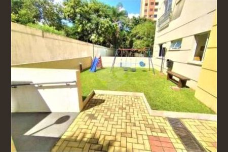 Apartamento à venda com 2 quartos, 56m² em Jardim Ester Yolanda, São Paulo