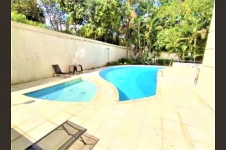 Apartamento à venda com 2 quartos, 56m² em Jardim Ester Yolanda, São Paulo