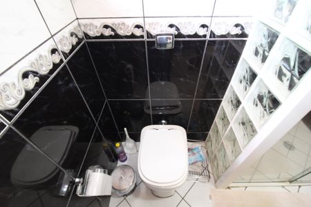 Casa à venda com 137m², 3 quartos e 2 vagasBanheiro 3