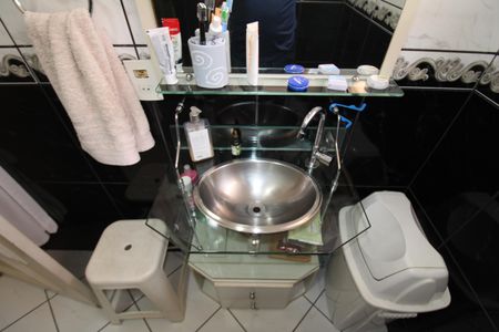 Casa à venda com 137m², 3 quartos e 2 vagasBanheiro 3