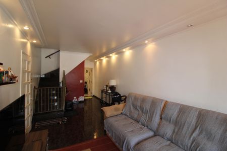 Casa à venda com 137m², 3 quartos e 2 vagasSala