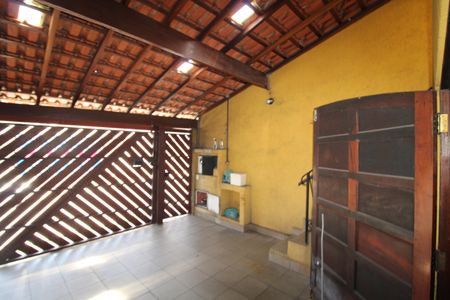 Casa à venda com 137m², 3 quartos e 2 vagasGaragem