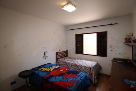 Casa à venda com 137m², 3 quartos e 2 vagasQuarto 2