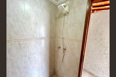 Casa à venda com 427m², 4 quartos e 5 vagas Casa à venda com 427m², 4 quartos e 5 vagasBanheiro 2