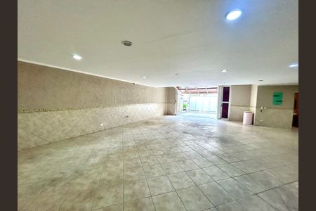 Casa à venda com 427m², 4 quartos e 5 vagas Casa à venda com 427m², 4 quartos e 5 vagasGaragem