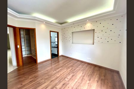 Casa à venda com 427m², 4 quartos e 5 vagas Casa à venda com 427m², 4 quartos e 5 vagasSuíte 3