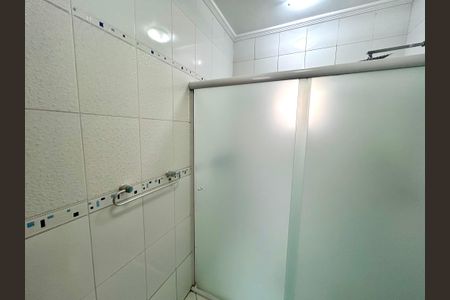 Casa à venda com 427m², 4 quartos e 5 vagas Casa à venda com 427m², 4 quartos e 5 vagasBanheiro da Suíte 1