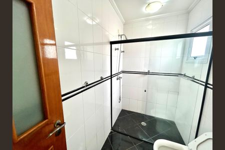 Casa à venda com 427m², 4 quartos e 5 vagas Casa à venda com 427m², 4 quartos e 5 vagasBanheiro da Suíte 3