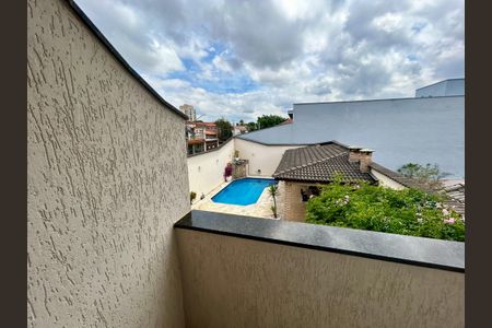 Casa à venda com 427m², 4 quartos e 5 vagas Casa à venda com 427m², 4 quartos e 5 vagasVaranda da Suíte 2
