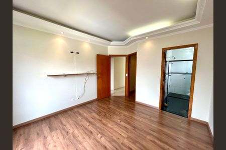 Casa à venda com 427m², 4 quartos e 5 vagas Casa à venda com 427m², 4 quartos e 5 vagasSuíte 3