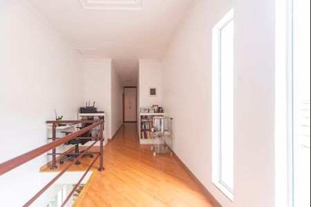 Casa à venda com 322m², 4 quartos e 4 vagasHall superior