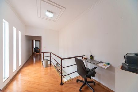 Casa à venda com 322m², 4 quartos e 4 vagasHall superior