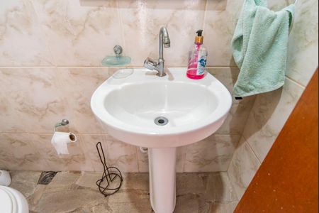 Casa à venda com 322m², 4 quartos e 4 vagasBanheiro da Área Gourmet