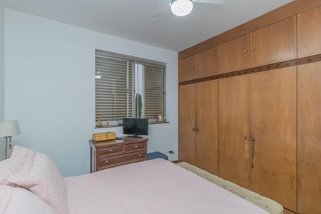 Apartamento à venda com 230m², 4 quartos e 4 vagasSuíte