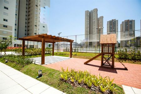Apartamento à venda com 155m², 4 quartos e 3 vagas