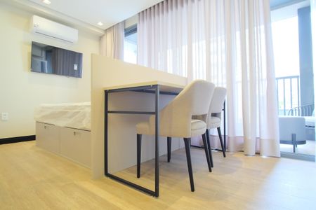 Studio de kitnet/studio para alugar com 1 quarto, 38m² em Vila Gomes Cardim, São Paulo