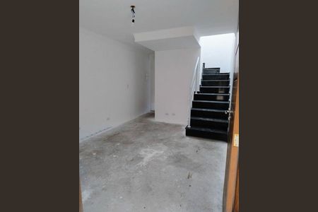 Casa à venda com 2 quartos, 89m² em Jardim Ubirajara, São Paulo