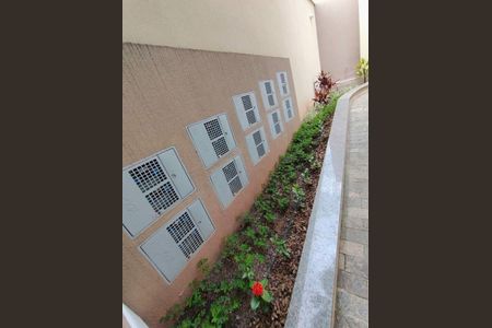 Casa à venda com 70m², 2 quartos e 1 vaga