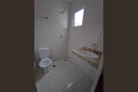 Casa à venda com 70m², 2 quartos e 1 vaga