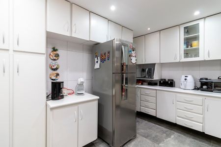 Casa à venda com 98m², 3 quartos e 2 vagas Casa à venda com 98m², 3 quartos e 2 vagasCozinha
