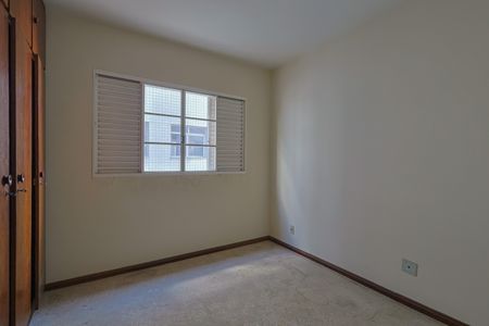 Apartamento à venda com 150m², 4 quartos e 2 vagas Apartamento à venda com 150m², 4 quartos e 2 vagasQuarto 1