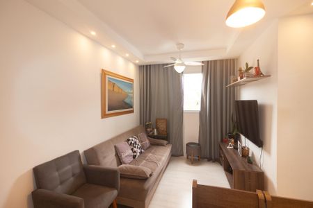 Sala de apartamento para alugar com 2 quartos, 42m² em Guaratiba, Rio de Janeiro