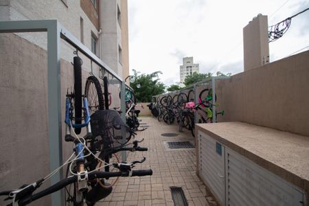 Apartamento para alugar com 30m², 2 quartos e sem vaga Apartamento para alugar com 30m², 2 quartos e sem vagaBicicletário