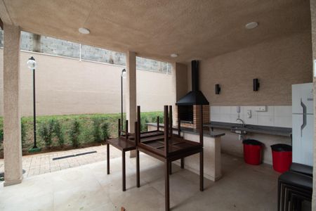 Apartamento para alugar com 30m², 2 quartos e sem vaga Apartamento para alugar com 30m², 2 quartos e sem vagaÁrea comum - Churrasqueira