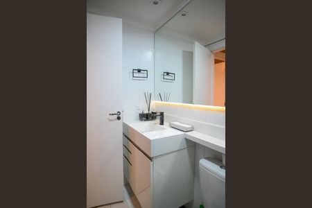 Apartamento à venda com 69m², 2 quartos e 2 vagasBanheiro Social