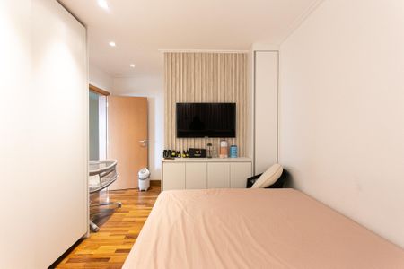 Apartamento para alugar com 337m², 4 quartos e 5 vagasSuíte 4