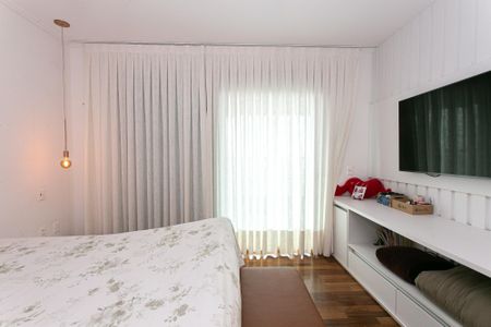 Apartamento para alugar com 337m², 4 quartos e 5 vagasSuíte 1