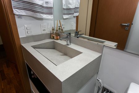 Apartamento para alugar com 337m², 4 quartos e 5 vagasBanheiro da Suíte 2