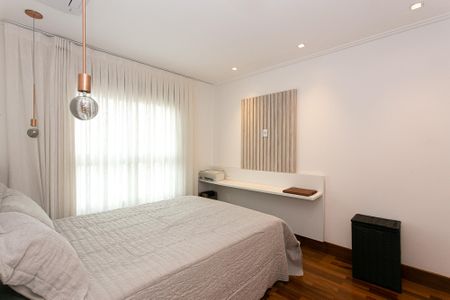 Apartamento para alugar com 337m², 4 quartos e 5 vagasSuíte 2