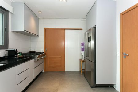 Apartamento para alugar com 337m², 4 quartos e 5 vagasCozinha